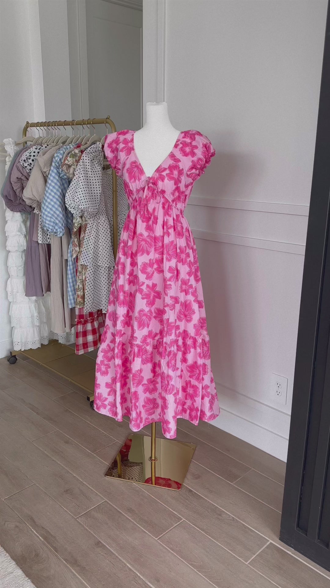 Load and play video in Gallery viewer, Retro Pink Floral Midi
